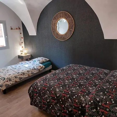 L'inattendu Vue Imprenable,clim,parking Avec Borne De Recharge, Menage Inclus * Montaigu (Jura)